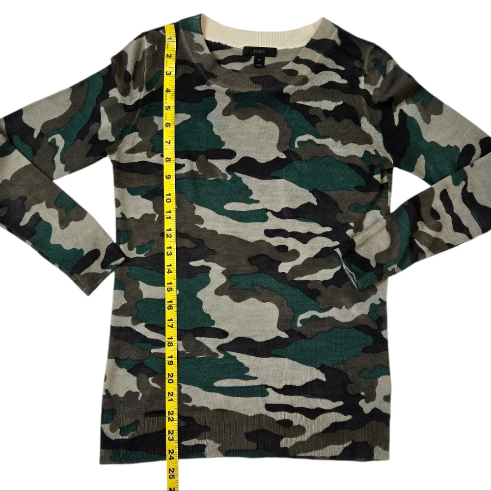 J. Crew camo crew neck lightweight 100% merino wool sweater XS